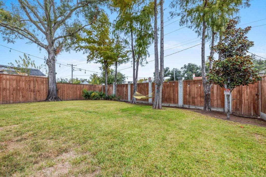 The Onyx Bungalow Villa Lake Charles Exterior photo