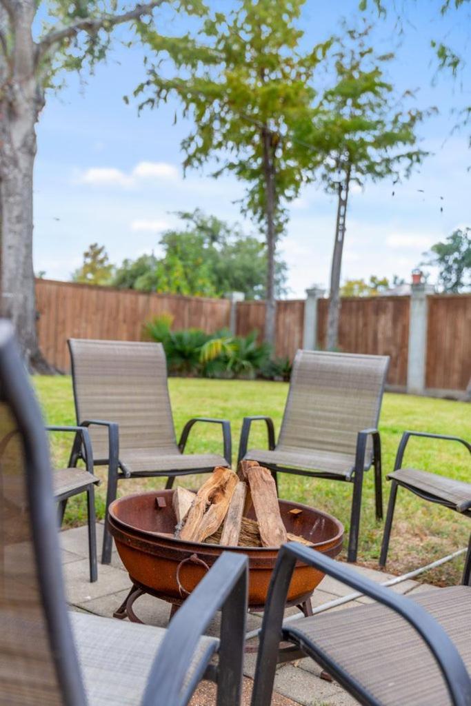 The Onyx Bungalow Villa Lake Charles Exterior photo